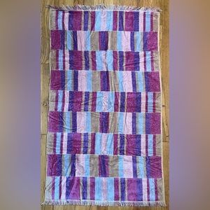 Vintage SEARS Bath Towel Purple Pink Geometric Print 25”x45”